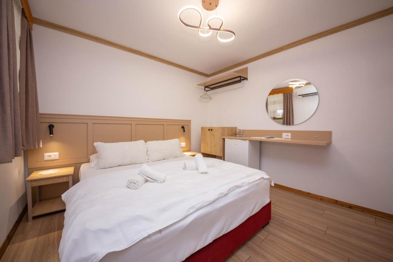 Gjirokastër Bed And Breakfast Kotoni מראה חיצוני תמונה