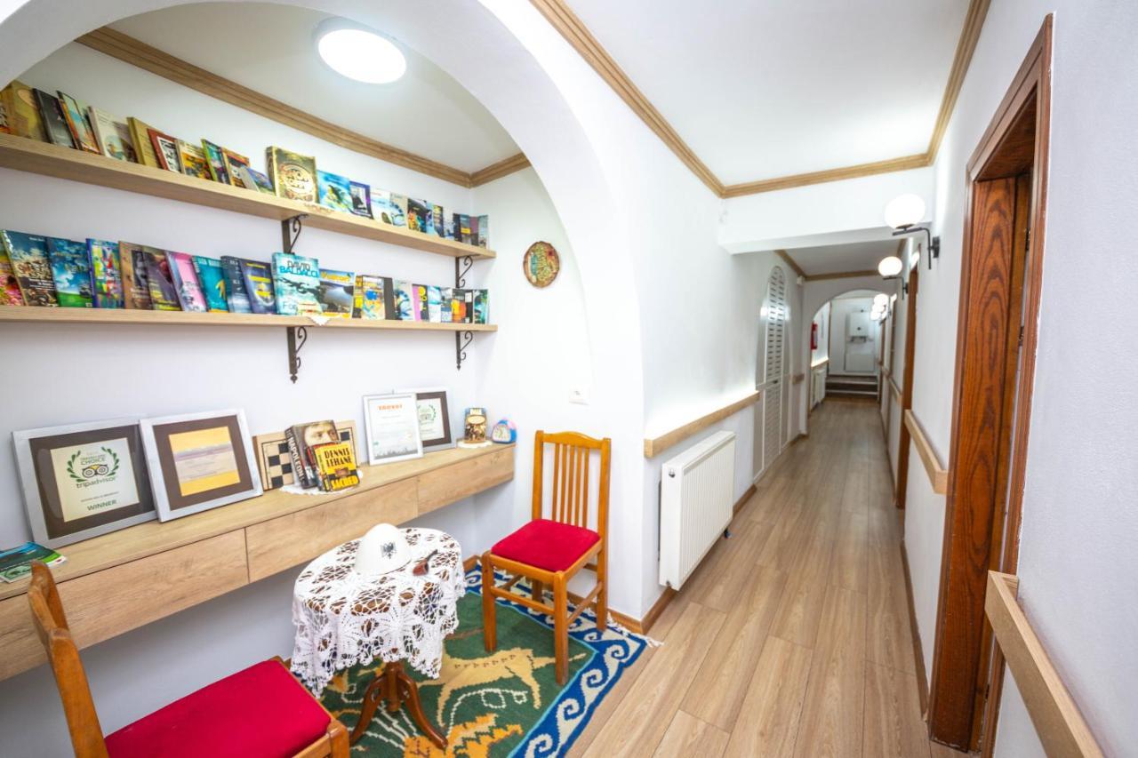 Gjirokastër Bed And Breakfast Kotoni מראה חיצוני תמונה