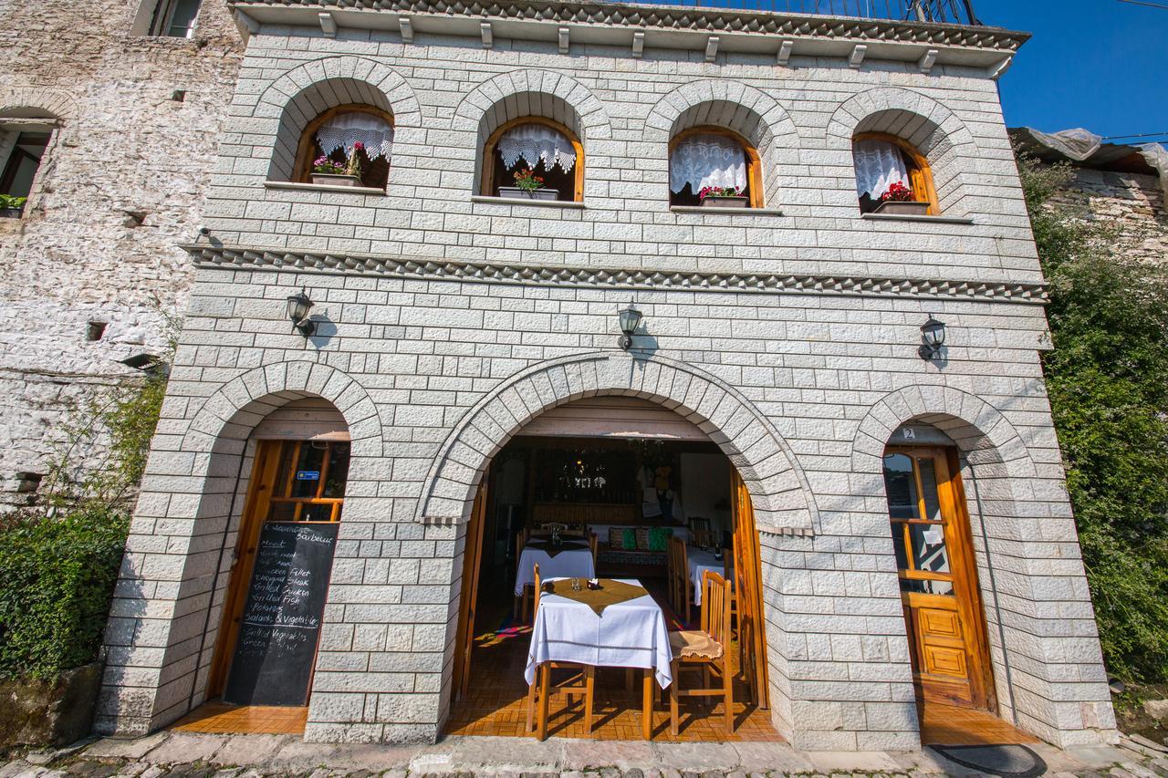 Gjirokastër Bed And Breakfast Kotoni מראה חיצוני תמונה