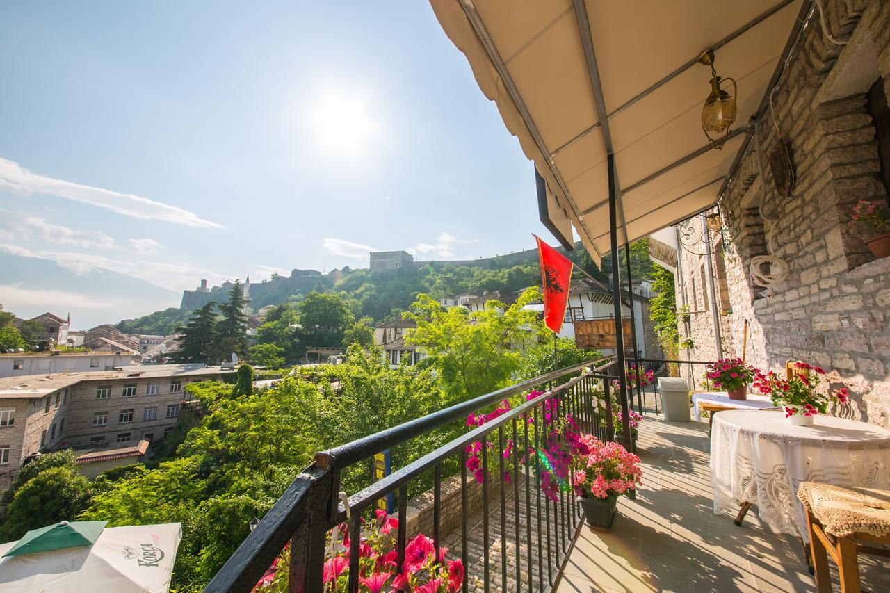 Gjirokastër Bed And Breakfast Kotoni מראה חיצוני תמונה